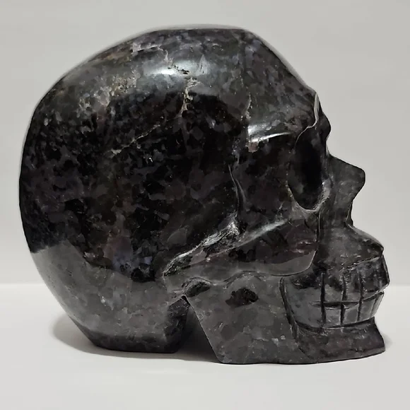 5" Carved Merlinite Crystal Skull Carving - Picture 5 of 11